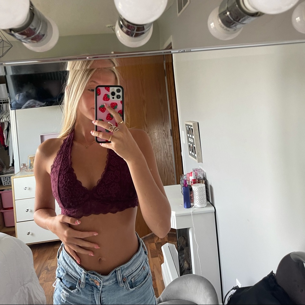 maroon bralette!!